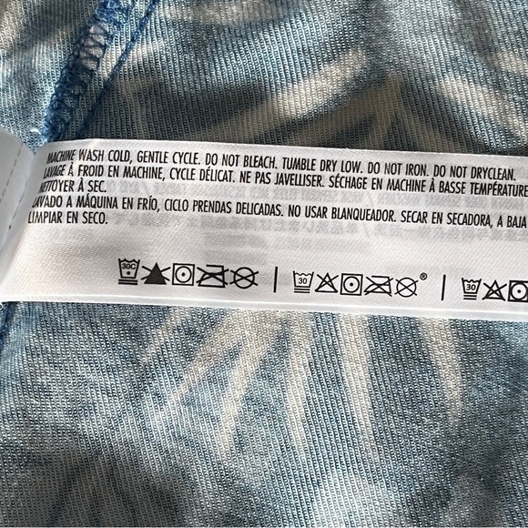 Disney Hawaii Aloha Dress - Size Small - Picture 15 of 16